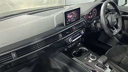 2019 (19) AUDI A4 40 TFSI Black Edition 5dr S Tronic 5552179