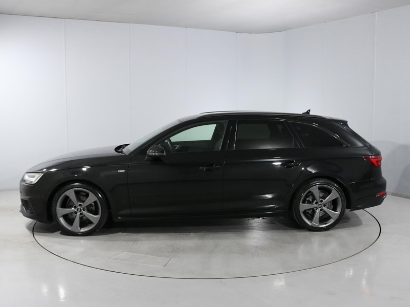 2019 (19) AUDI A4 40 TFSI Black Edition 5dr S Tronic 5552221