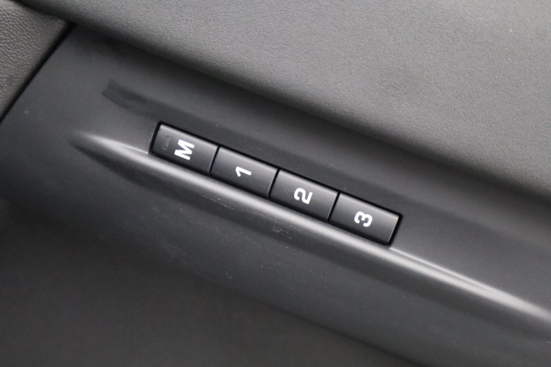 2025 (25) LAND ROVER RANGE ROVER EVOQUE 2.0 D165 S 5dr Auto 5282989