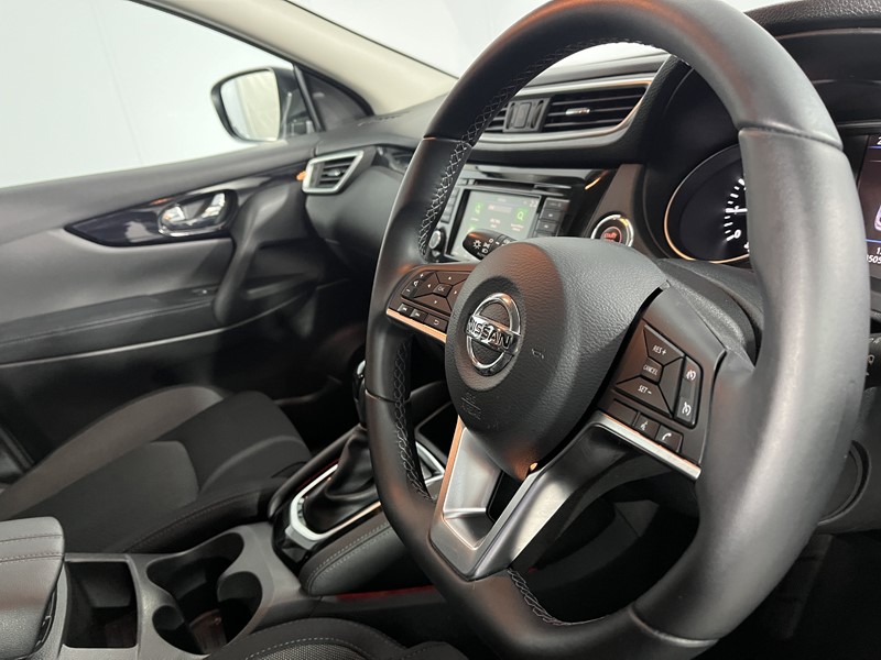 2020 (70) NISSAN QASHQAI 1.3 DiG-T 160 N-Connecta 5dr DCT 5498270