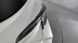 2022 (72) TOYOTA COROLLA 1.8 VVT-i Hybrid GR Sport 5dr CVT 5516777