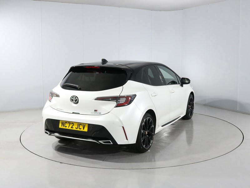 2022 (72) TOYOTA COROLLA 1.8 VVT-i Hybrid GR Sport 5dr CVT 5516780