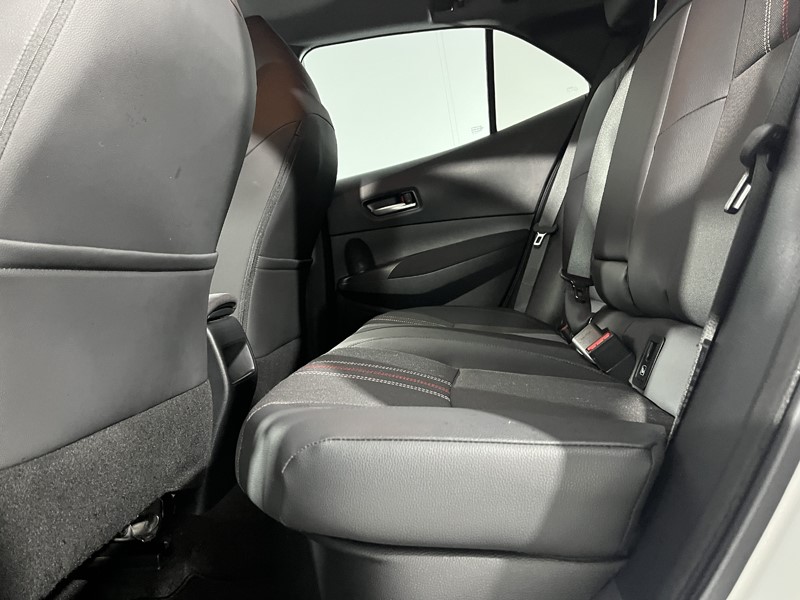 2022 (72) TOYOTA COROLLA 1.8 VVT-i Hybrid GR Sport 5dr CVT 5516771