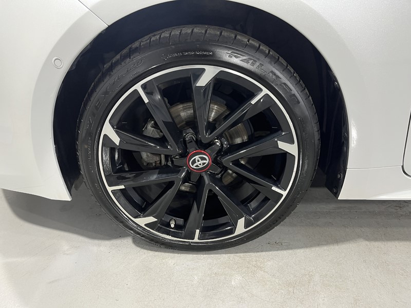 2022 (72) TOYOTA COROLLA 1.8 VVT-i Hybrid GR Sport 5dr CVT 5516752