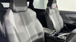 2021 (21) PEUGEOT 3008 1.2 PureTech GT Line 5dr EAT8 5522206