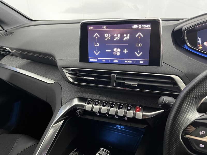 2021 (21) PEUGEOT 3008 1.2 PureTech GT Line 5dr EAT8 5522203
