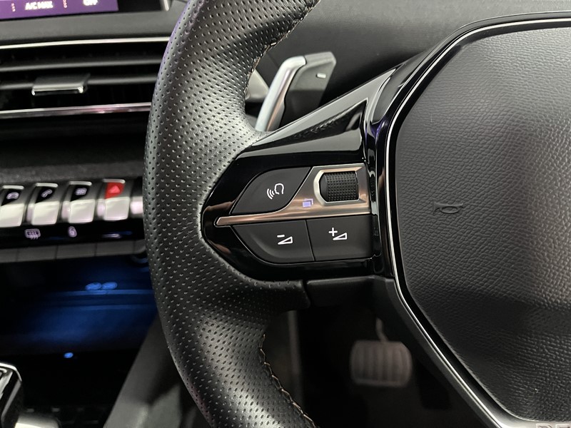 2021 (21) PEUGEOT 3008 1.2 PureTech GT Line 5dr EAT8 5522217