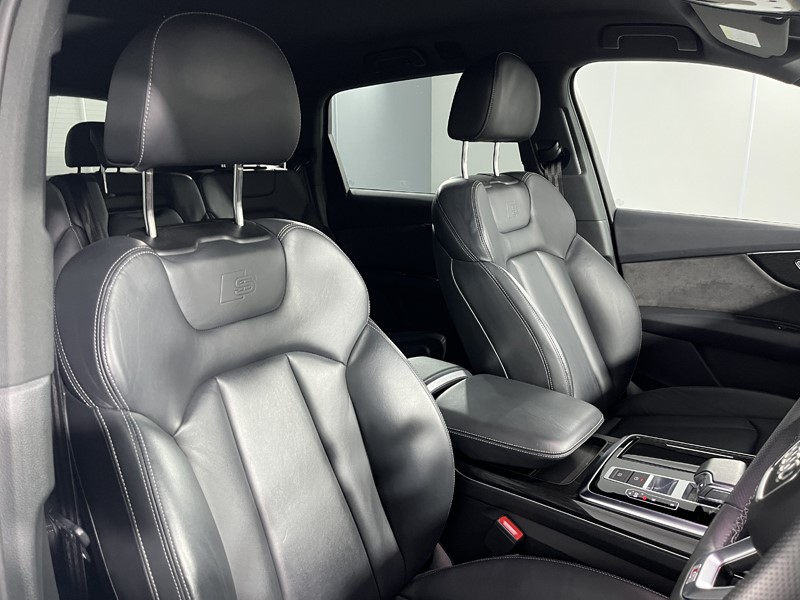 2022 (72) AUDI Q7 55 TFSI Quattro Black Edition 5dr Tiptronic 5522456