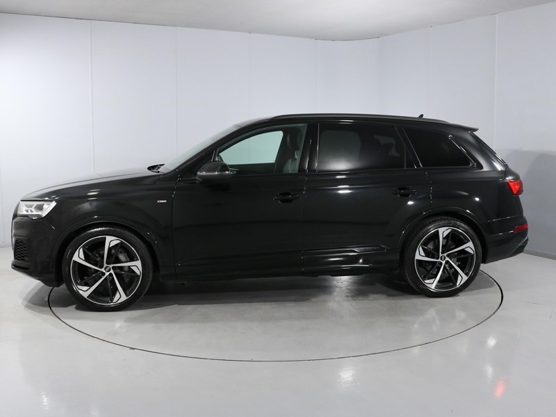 2022 (72) AUDI Q7 55 TFSI Quattro Black Edition 5dr Tiptronic 5522492