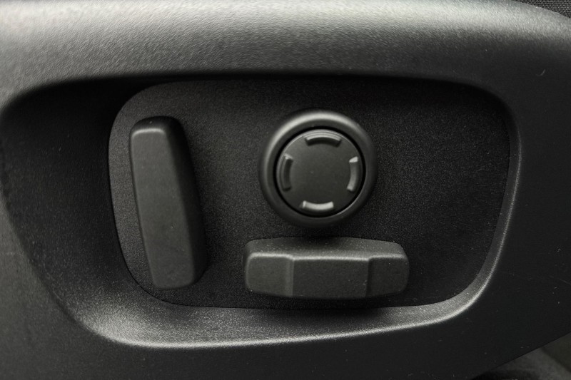 2025 (25) LAND ROVER RANGE ROVER EVOQUE 2.0 D165 S 5dr Auto 4992440