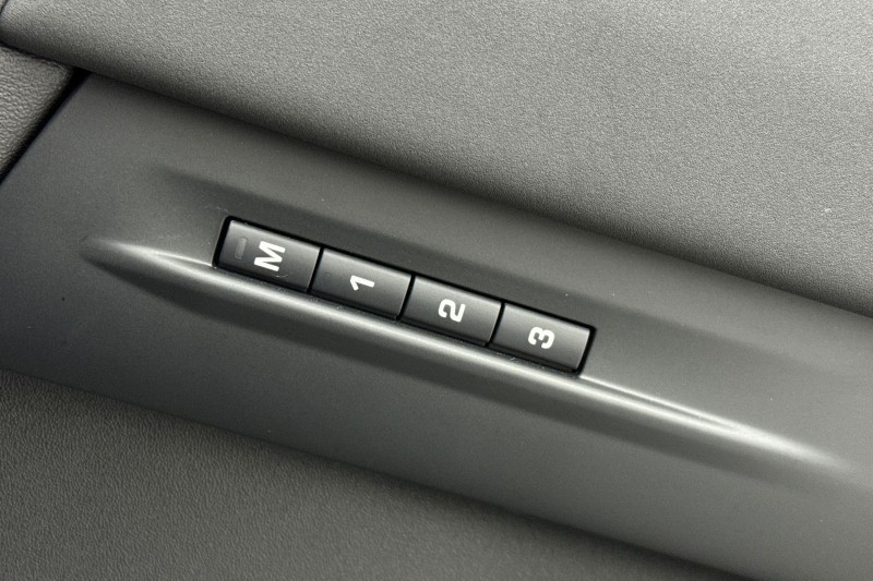 2025 (25) LAND ROVER RANGE ROVER EVOQUE 2.0 D165 S 5dr Auto 4992464