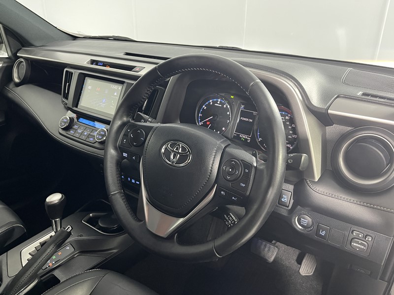 2017 (66) TOYOTA RAV4 2.0 V-matic Excel TSS 5dr CVT 5539980