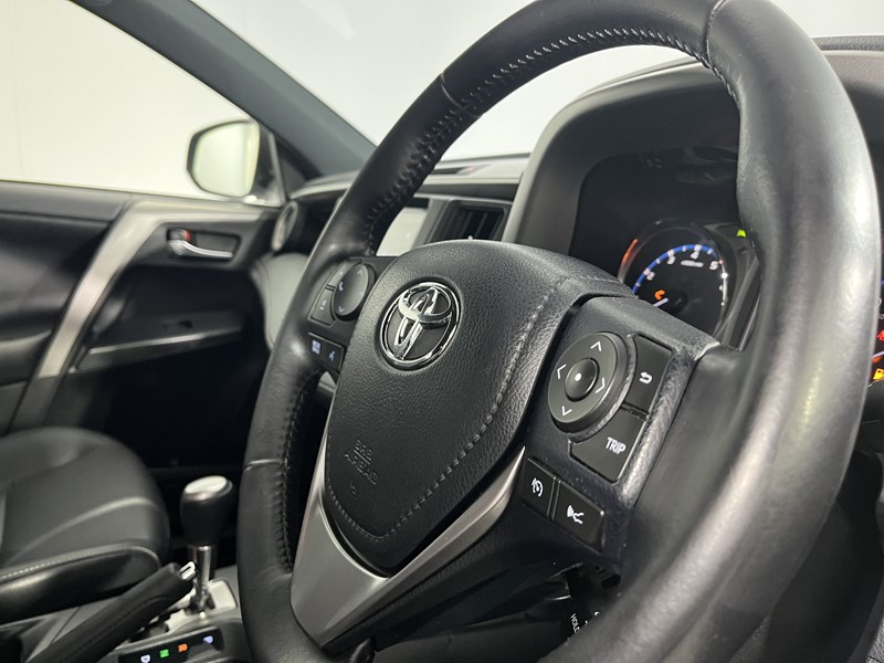 2017 (66) TOYOTA RAV4 2.0 V-matic Excel TSS 5dr CVT 5539994