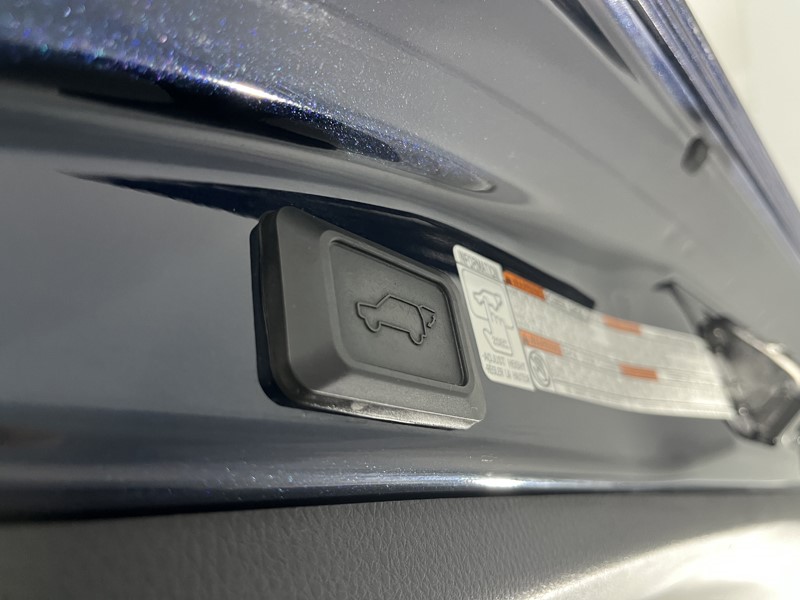 2017 (66) TOYOTA RAV4 2.0 V-matic Excel TSS 5dr CVT 5540016