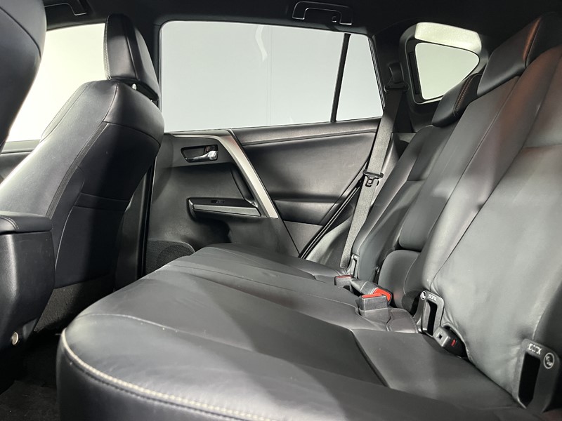 2017 (66) TOYOTA RAV4 2.0 V-matic Excel TSS 5dr CVT 5540007