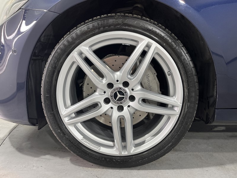 2019 (69) MERCEDES-BENZ E CLASS E220d 4Matic AMG Line 4dr 9G-Tronic 5587408