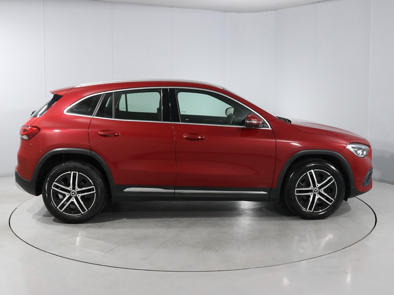 2021 (21) MERCEDES-BENZ GLA 200 Sport Executive 5dr Auto 5543893