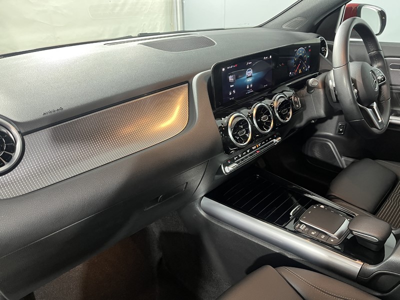 2021 (21) MERCEDES-BENZ GLA 200 Sport Executive 5dr Auto 5543897