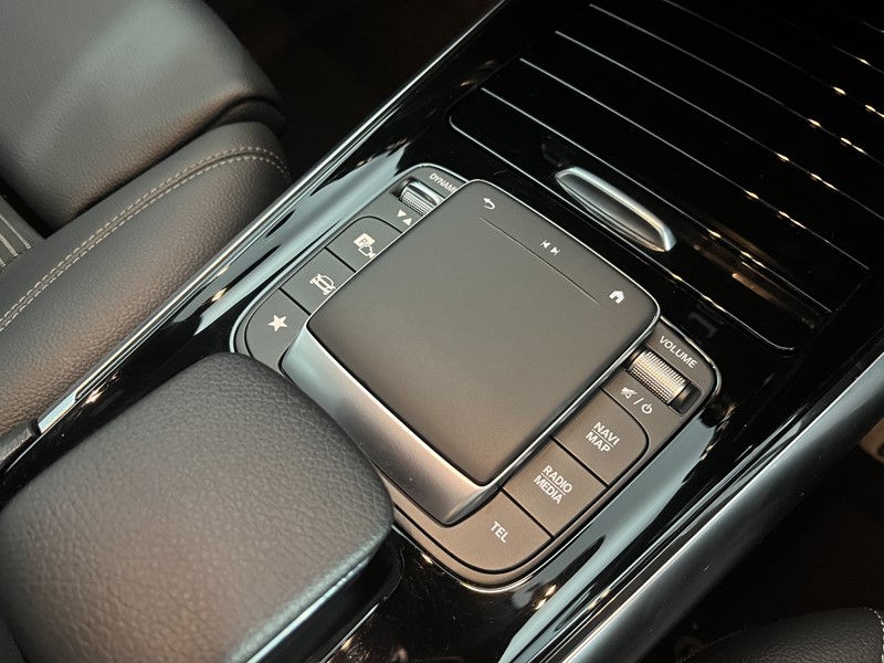 2021 (21) MERCEDES-BENZ GLA 200 Sport Executive 5dr Auto 5543921
