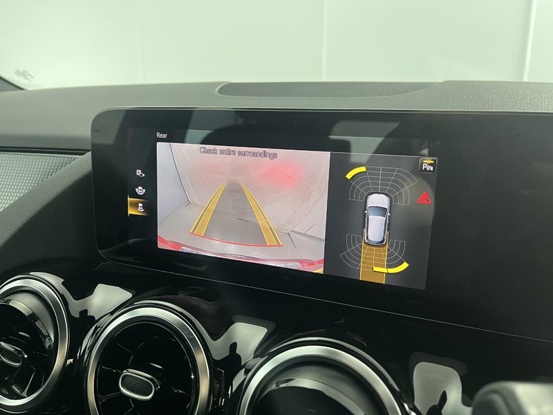 2021 (21) MERCEDES-BENZ GLA 200 Sport Executive 5dr Auto 5543908
