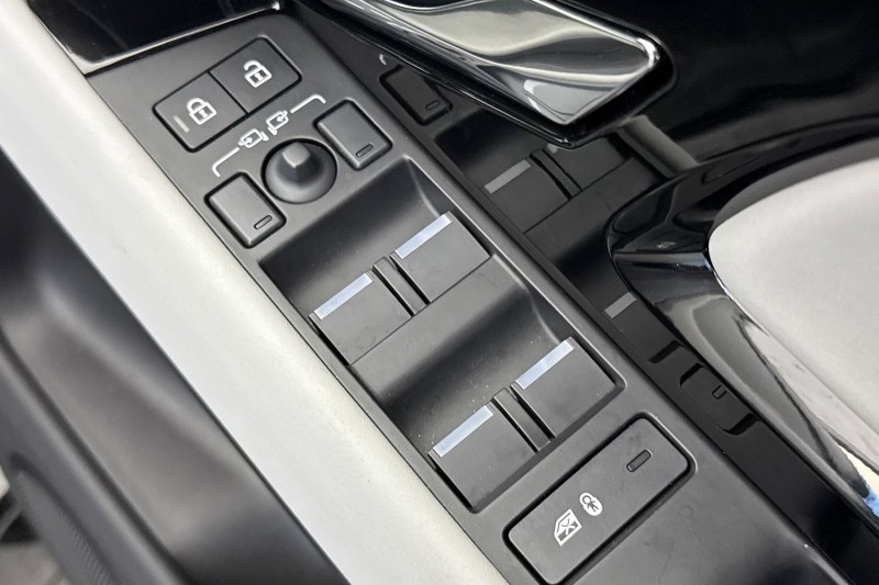 2025 (25) LAND ROVER RANGE ROVER EVOQUE 2.0 D165 S 5dr Auto 4960677