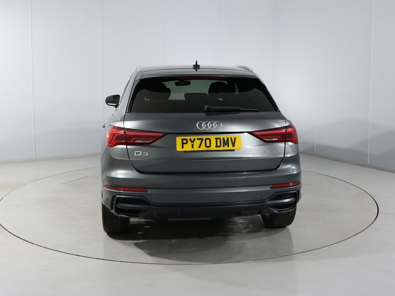 2021 (70) AUDI Q3 35 TDI S Line 5dr S Tronic 5539946