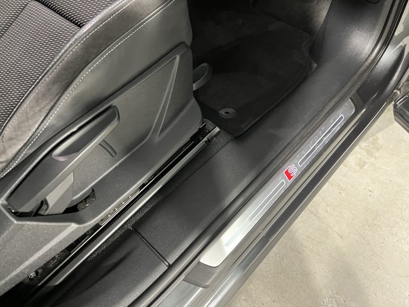 2021 (70) AUDI Q3 35 TDI S Line 5dr S Tronic 5539949