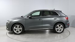 2021 (70) AUDI Q3 35 TDI S Line 5dr S Tronic 5539974
