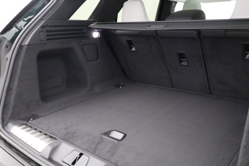  LAND ROVER RANGE ROVER SPORT 4.4 P635 V8 SV 5dr Auto 5238500