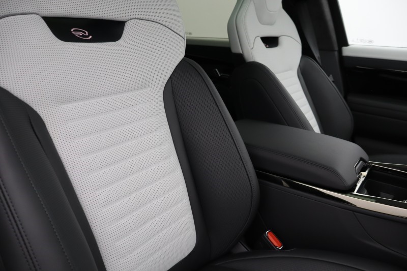  LAND ROVER RANGE ROVER SPORT 4.4 P635 V8 SV 5dr Auto 5238507