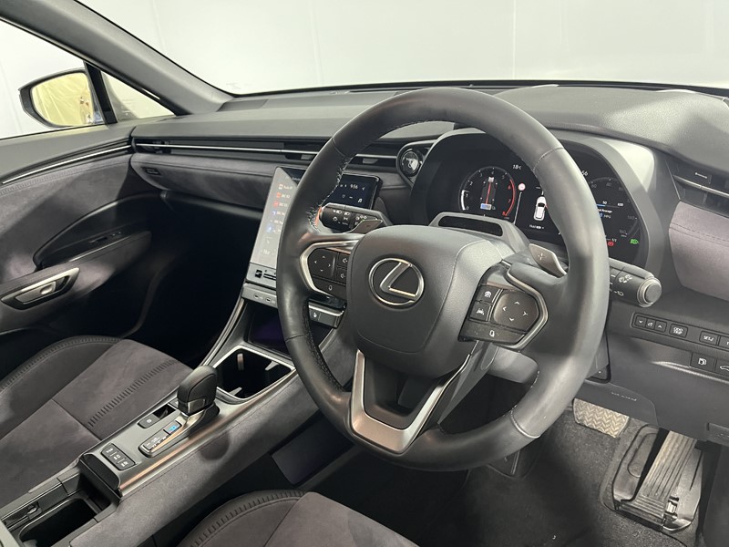 2024 (24) LEXUS LBX 1.5 Takumi 5dr E-CVT 5556464