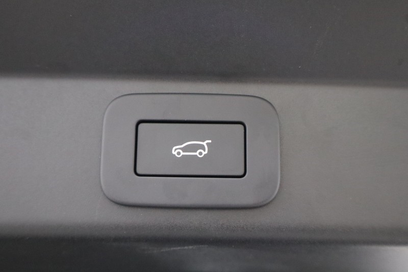  LAND ROVER RANGE ROVER SPORT 4.4 P635 V8 SV 5dr Auto 5238501