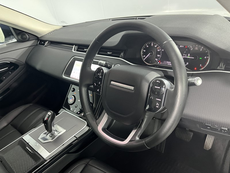 2020 (70) LAND ROVER RANGE ROVER EVOQUE 2.0 D180 S 5dr Auto 5556383
