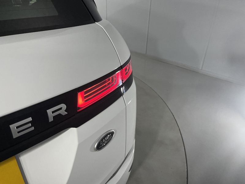 2020 (70) LAND ROVER RANGE ROVER EVOQUE 2.0 D180 S 5dr Auto 5556417