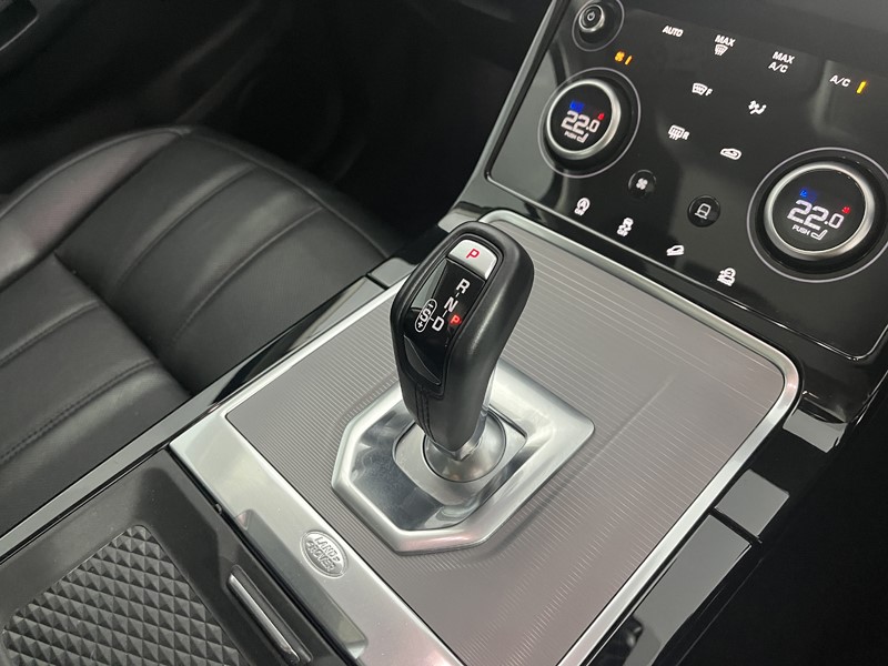 2020 (70) LAND ROVER RANGE ROVER EVOQUE 2.0 D180 S 5dr Auto 5556387