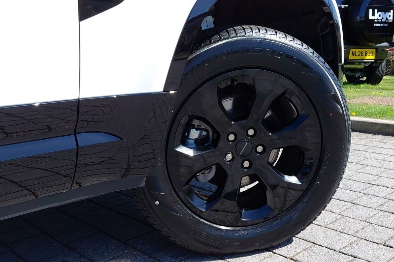  LAND ROVER DEFENDER 3.0 D250 X-Dynamic SE 110 5dr Auto 5329158