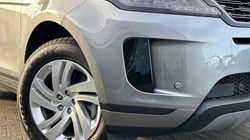 2025 (25) LAND ROVER RANGE ROVER EVOQUE 1.5 P270e S 5dr Auto 4960492