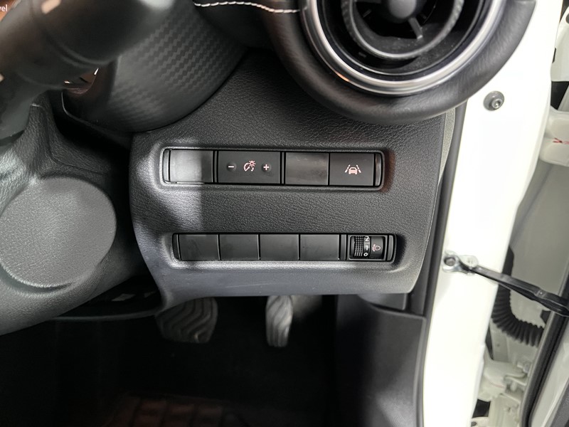 2022 (72) NISSAN JUKE 1.6 Hybrid N-Connecta 5dr Auto 5578073