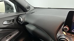 2022 (72) NISSAN JUKE 1.6 Hybrid N-Connecta 5dr Auto 5578078
