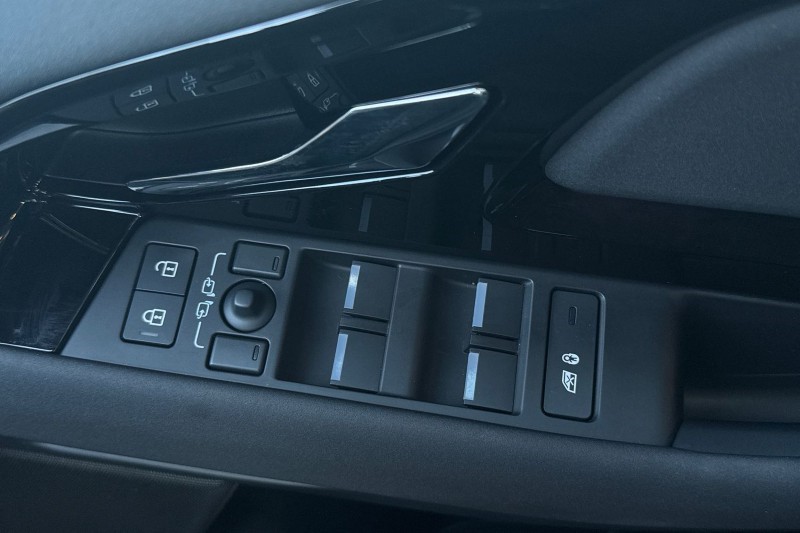 2025 (25) LAND ROVER RANGE ROVER EVOQUE 2.0 D200 Edition 5dr Auto 4960526