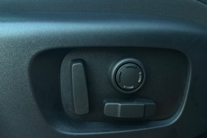 2025 (25) LAND ROVER RANGE ROVER EVOQUE 2.0 D200 Edition 5dr Auto 4960527