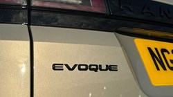 2025 (25) LAND ROVER RANGE ROVER EVOQUE 2.0 D200 Edition 5dr Auto 4960547