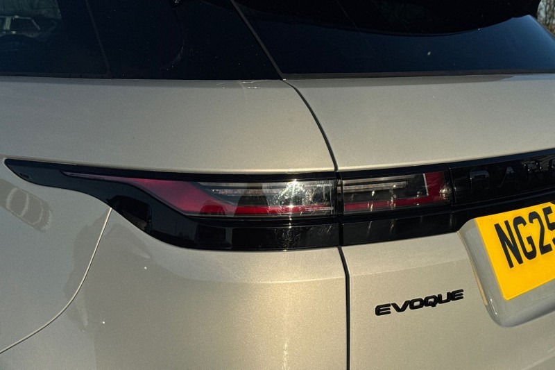 2025 (25) LAND ROVER RANGE ROVER EVOQUE 2.0 D200 Edition 5dr Auto 4960522