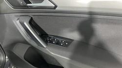 2019 (19) VOLKSWAGEN TIGUAN 2.0 TDi 150 Match 5dr 5710589