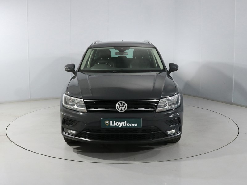 2019 (19) VOLKSWAGEN TIGUAN 2.0 TDi 150 Match 5dr 5710586