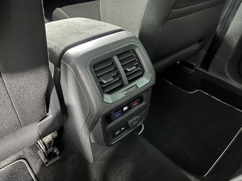 2019 (19) VOLKSWAGEN TIGUAN 2.0 TDi 150 Match 5dr 5710603