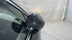 2019 (19) VOLKSWAGEN TIGUAN 2.0 TDi 150 Match 5dr 5710608