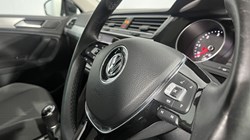2019 (19) VOLKSWAGEN TIGUAN 2.0 TDi 150 Match 5dr 5710591
