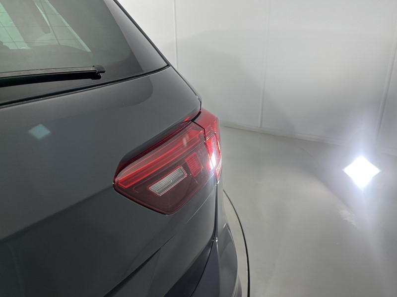 2019 (19) VOLKSWAGEN TIGUAN 2.0 TDi 150 Match 5dr 5710609