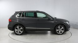 2019 (19) VOLKSWAGEN TIGUAN 2.0 TDi 150 Match 5dr 5710573